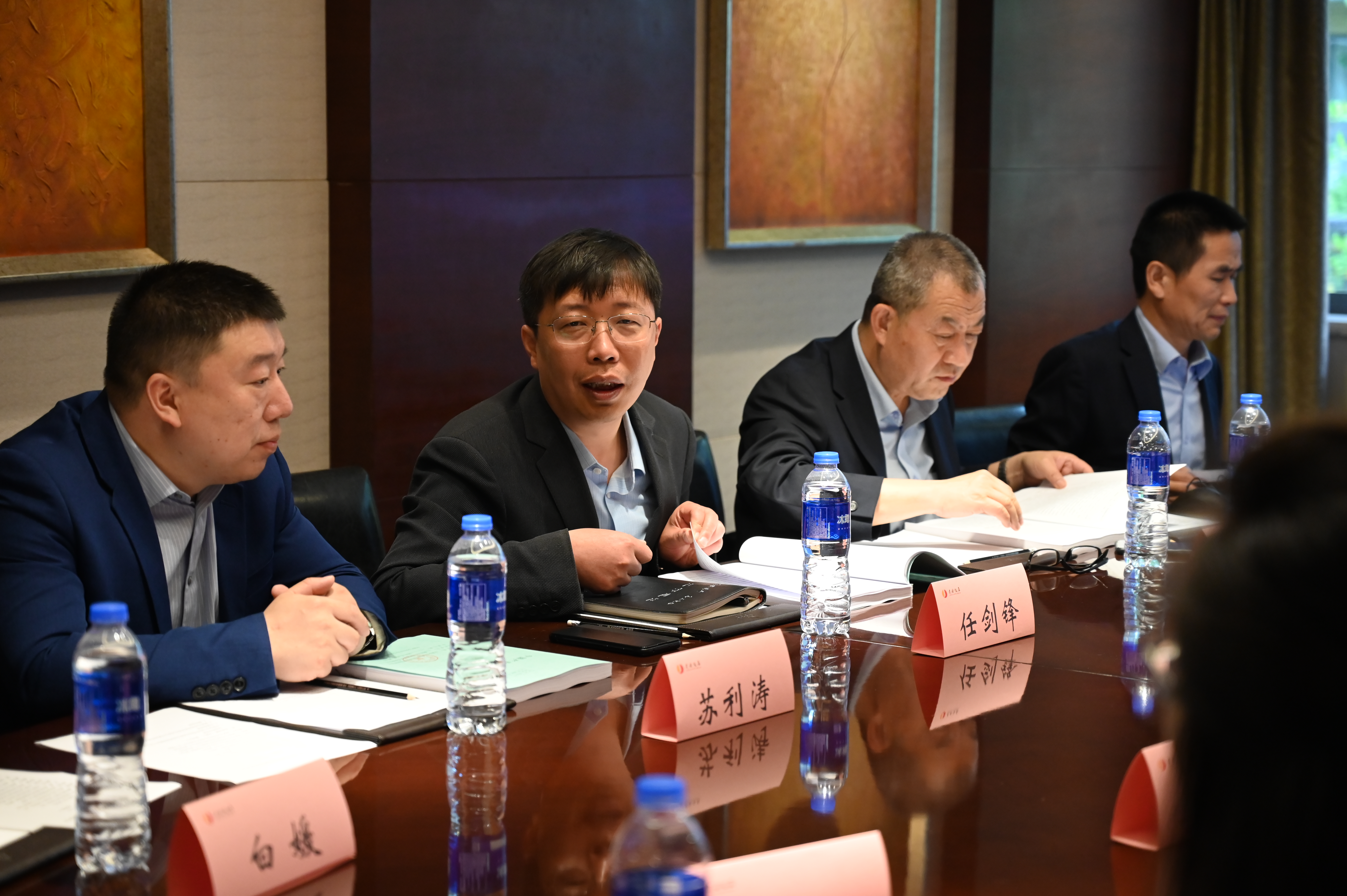 afa6427c0538c3bedbb94ba79915042