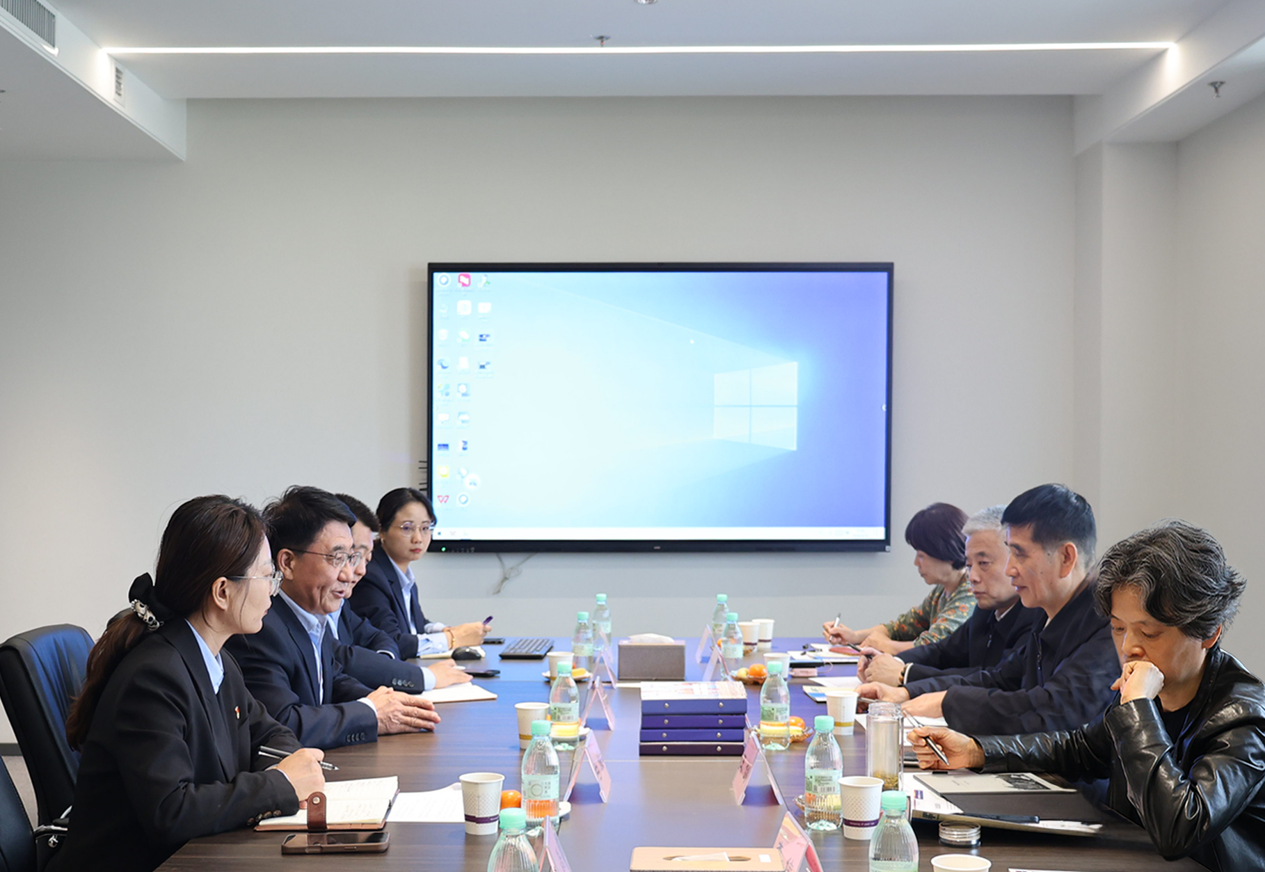 In depth research promotes communication, precise guidance assists development