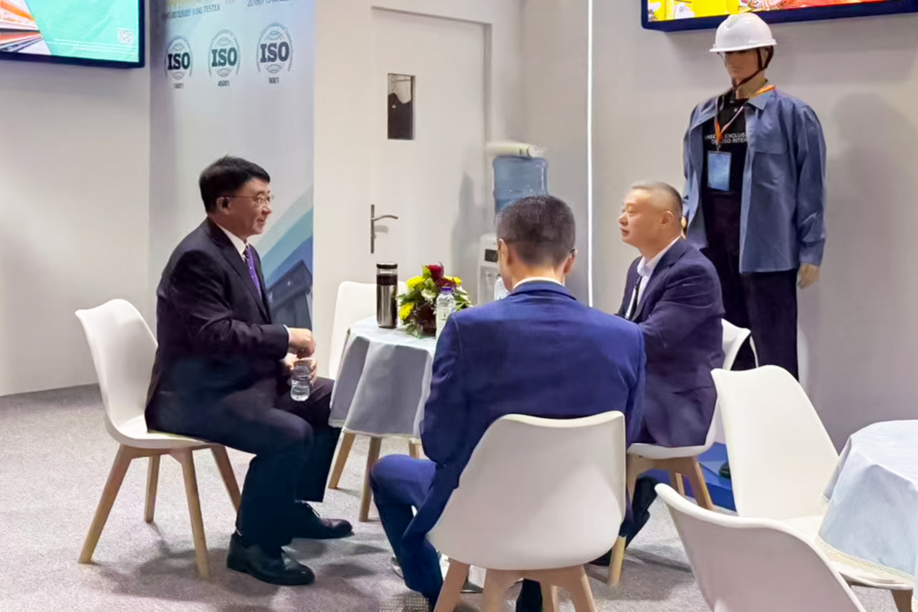 74b369177f873714b120465375c025bf